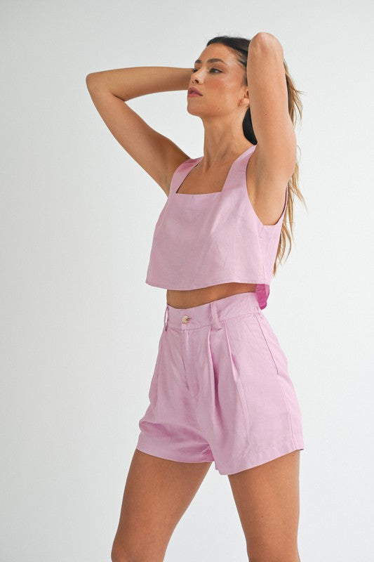 SLEEVELESS CROP TOP AND SHORTS SET